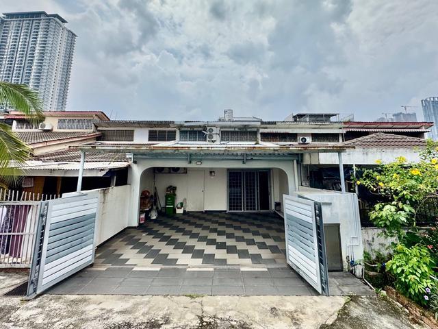 RENOVATED Single Storey Terrace Bandar Baru Sri Petaling KL
