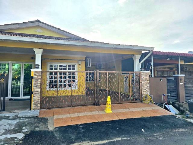 RENOVATED Single Storey Terrace Seksyen 5 Bandar Rinching Semenyih