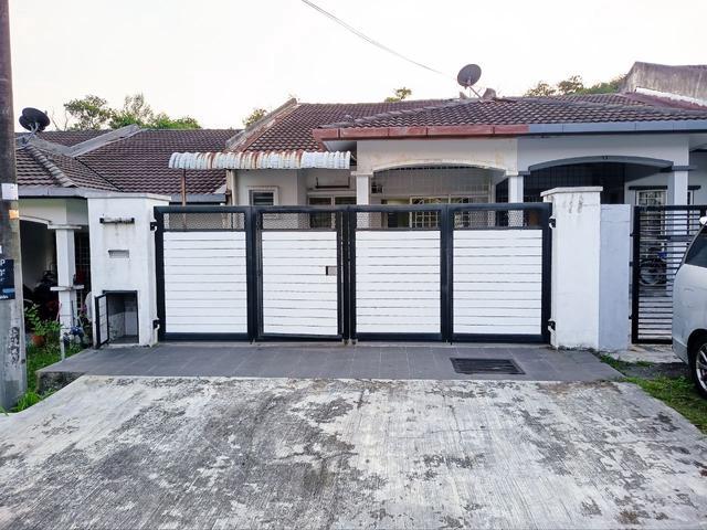 Renovated Single Storey Terrace Taman Lestari Putra LEP 7