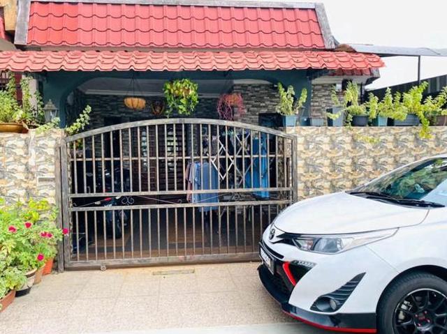 Renovated Single Storey terrace taman sri mawar senawang