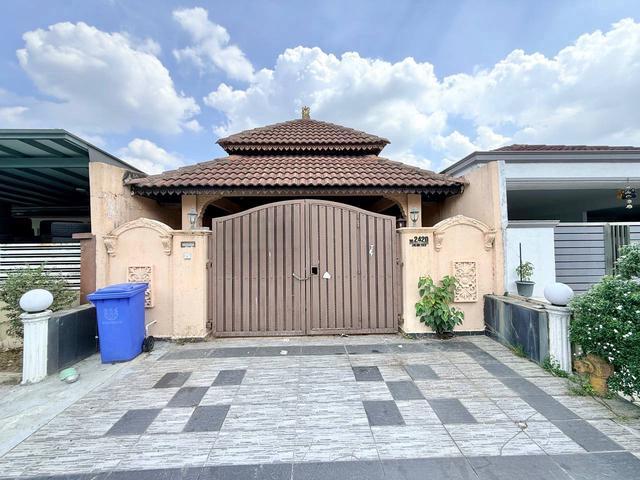 RENOVATED Single Storey Bandar Baru Sungai Buloh