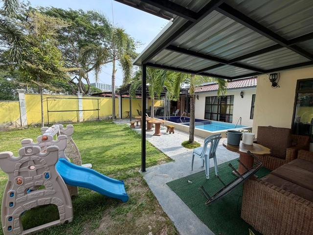 Renovated Single storey corner lot in PD for sale