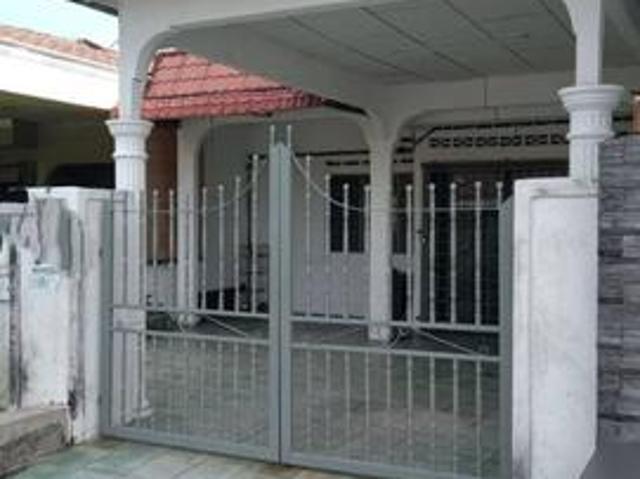 Renovated Single Storey House at Taman Sri Andalas Klang