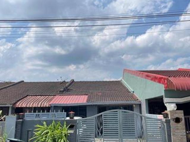 RENOVATED SINGLE STOREY HOUSETaman Universiti Skudai