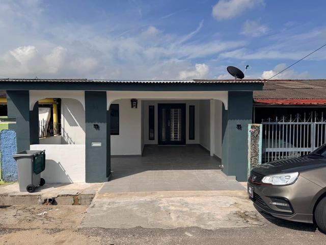 Renovated Single storey low cost Jalan Melor Kampung Kiambang