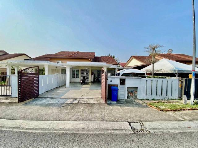 Renovated Single Storey Semi D Kampung Lombong Seksyen 29 Shah Alam