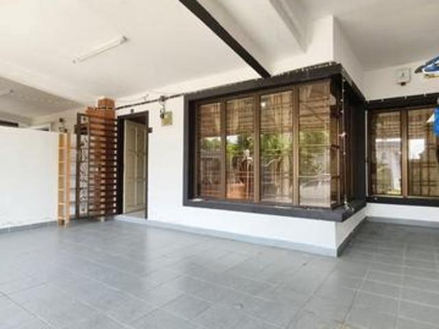 Renovated Single Storey Seri Austin