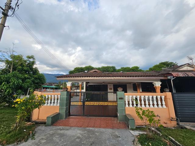 Renovated Single Storey Spacious Corner Lot For Sale At Bandar Kampar