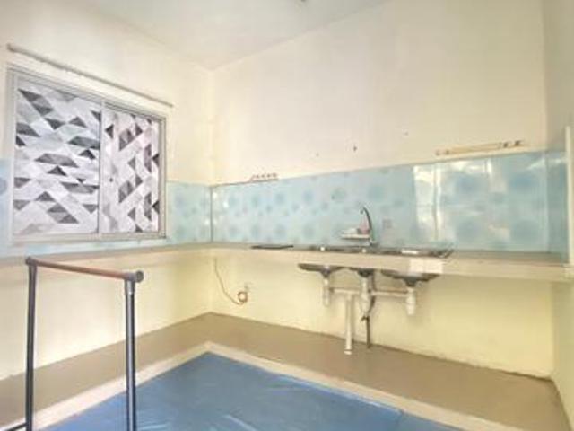 Renovated Spacious Kitchen and Living Room 2 bedrooms Flat Impian BSP