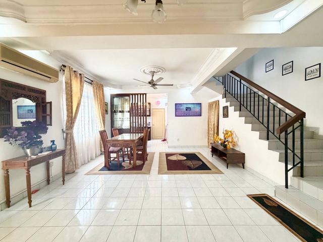 Renovated Super nice house Taman Sri Pulai Perdana