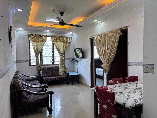 RENOVATED Pangsapuri Berembang Indah Jalan Ampang Near LRT Jelatek