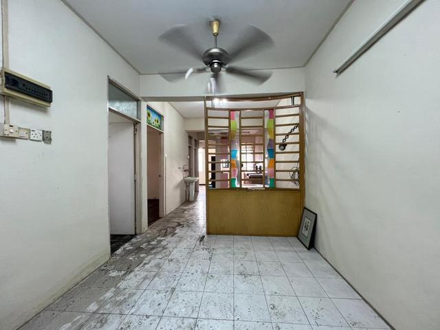 Renovated Pangsapuri Limau Manis Bkt Tengah Nearby Icon City For SAL