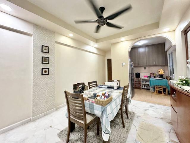RENOVATED Pangsapuri Seri Pinang Taman Bukit Serdang Seri Kembangan