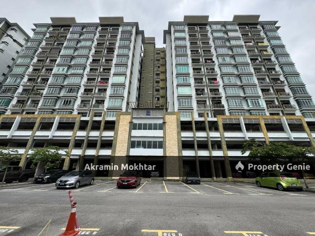 Renovated, Partially Furnished & 2 Covered Parking | Pangsapuri Damai Seksyen 25 Shah Alam, Level 4 with Lif