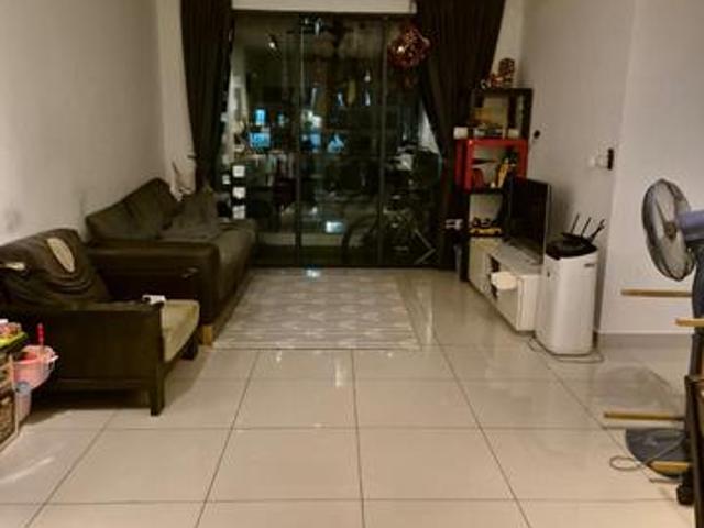 RENOVATED PARTLY FURNISHED LakePark Residence KL North For Sale