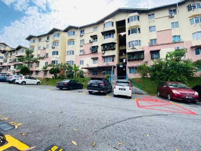 Renovated Permai Apartment Damansara Damai