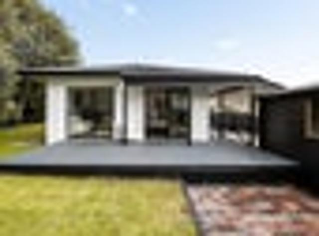 Renovated, Refreshed, & in a quiet Cul de sac!