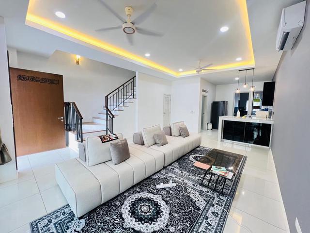 Renovated Rumah Cantik 2 StyDahlia Tamansari Rawang near toll
