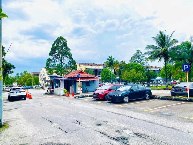 RENOVATED WITH KITCHEN CABINET APARTMENT OPAL SEKSYEN U5 Shah Alam