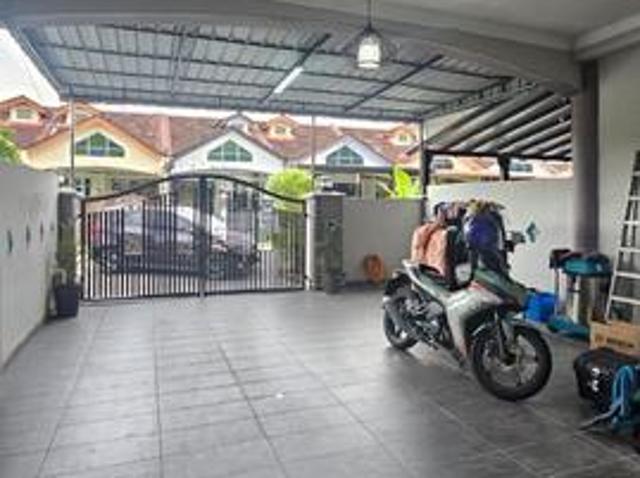 Renovated Taman Kempas Indah Single Storey Terrace
