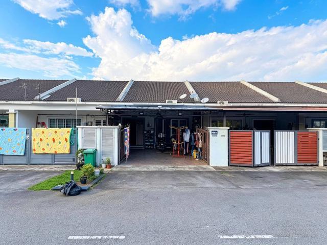 RENOVATED TAMAN LESTARI MEWAH SEMENYIH SINGLE Storey Size 20 x 70