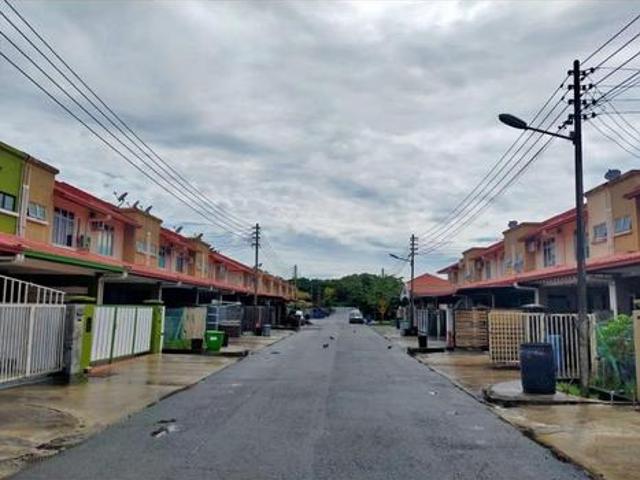 Renovated Taman Mahkota Impian Jln Bukit Timbalai Labuan 4 Bilik