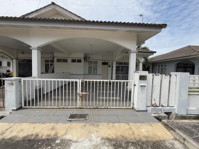 Renovated Taman Penaga Permai SemiD