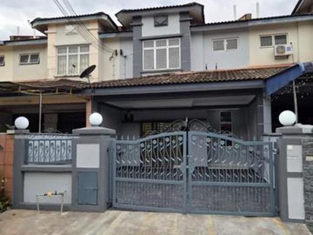 Renovated Taman Pulai Indah 2 Storey Terrace with attic
