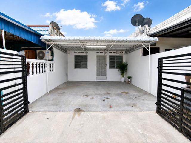 RENOVATED TAMAN RINTING near exit to SG