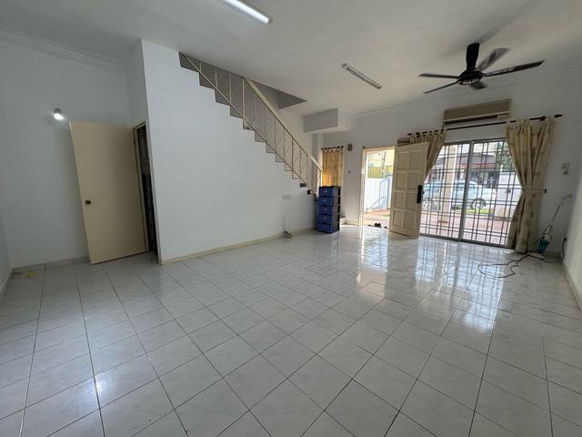Renovated Taman Taming Ria Renovated 2 Storey House In C180 Balakong