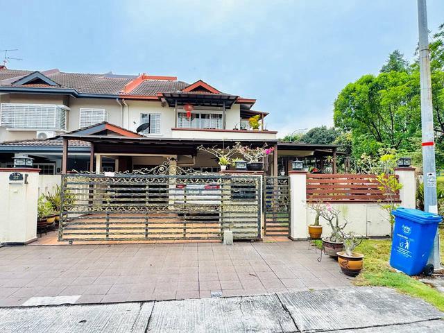 Renovated Teres Corner 2 Tingkat Jalan Anggerik Doritis Kota Kemuning