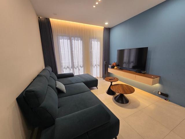 Renovated The Glen Apartment Corner Unit For Sale At Arang Road