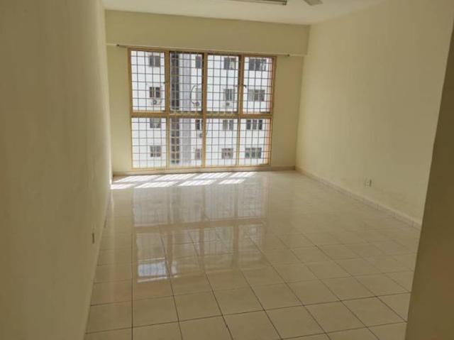 Renovated Tulin Apartment 3B2B for Sale Old Klang Road