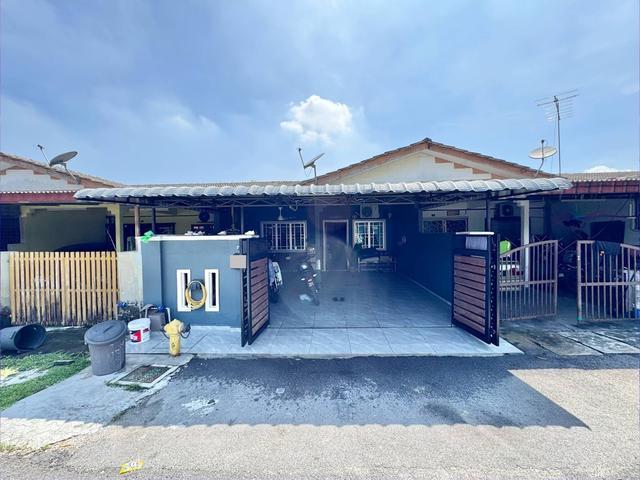 RENOVATED UNIT 1Storey Taman Klang Perdana