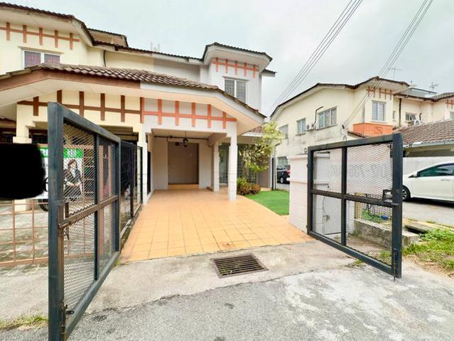 Renovated Unit 2 Storey Saujana Utama 1 Sungai Buloh