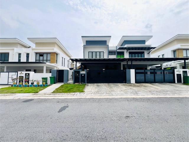 RENOVATED Unit 2 Storey Semi D Everna Setia Ecohill 2 Semenyih
