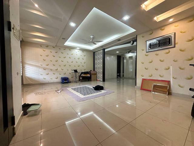 Renovated Unit Teres 2 Tingkat Desa Alam Seksyen U12 Shah Alam
