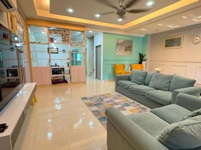 Renovated Unit Teres 2 Tingkat Seksyen 23 Shah Alam