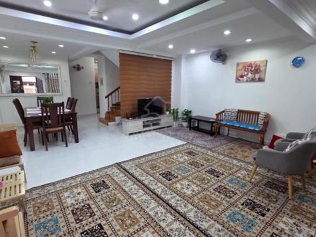 Renovated Unit Teres 2 Tingkat Seksyen U12 Desa Alam Shah Alam