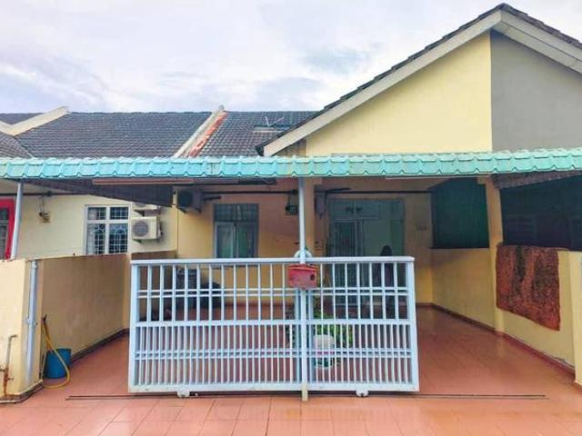 Renovated unit at Tmn Cheng Ria