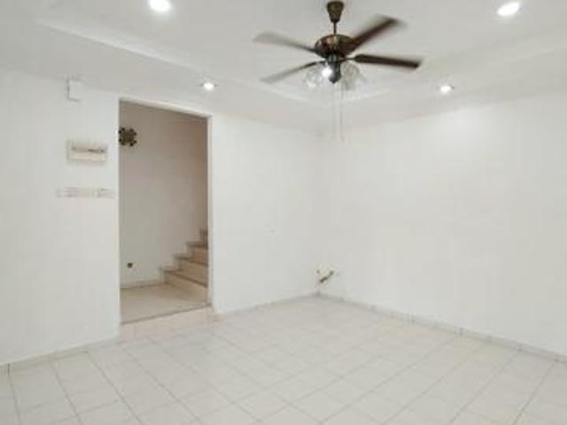 RENOVATED UNIT Bandar Puteri Jaya Double Storey Terrace FOR SALE