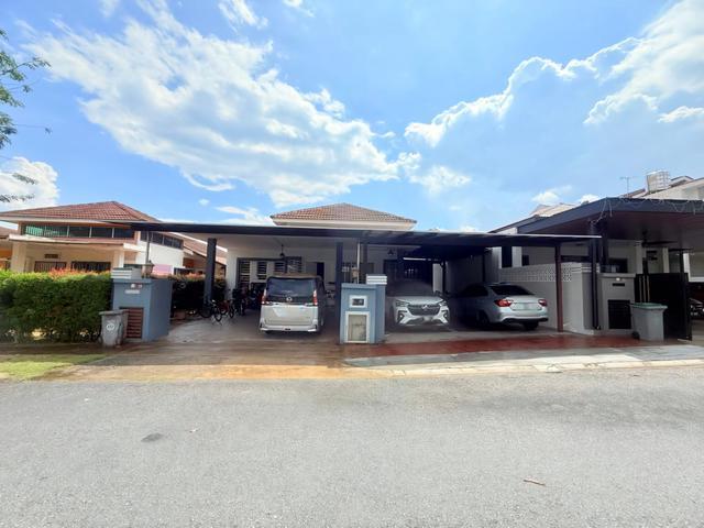 Renovated unit Fully FurnishedBanglo DVenea Taman Bandar Senawang