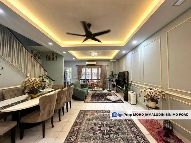 RENOVATED UNIT & PARTIAL FURNISHED  Double Storey Terrace Setia Permai 2 @ Setia Alam