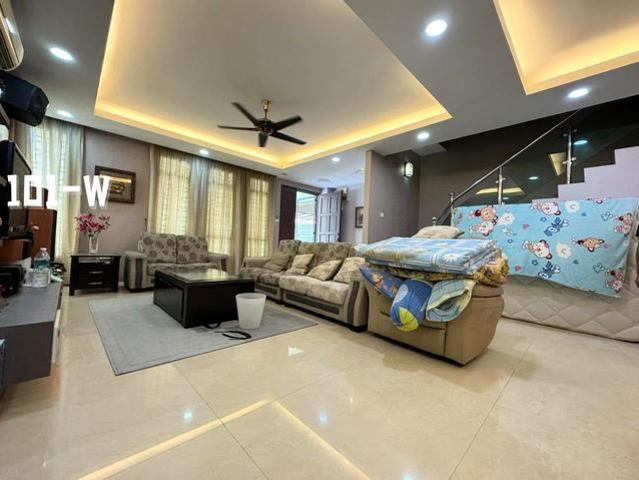 RenovatedAman Perdana Klang Double Storey Corner Lot House