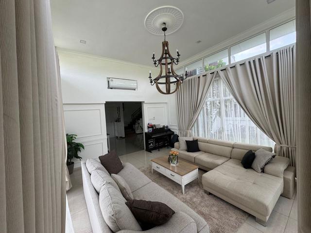 RenovatedCantik 2 Storey Corner Lot Saujana Perdana Sg Buloh