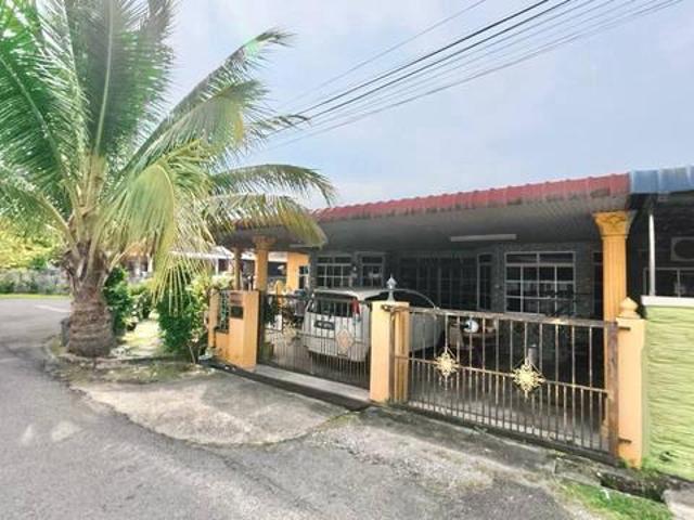 RenovatedCorner LotSemiD SetingkatTaman AmanZero Deposit