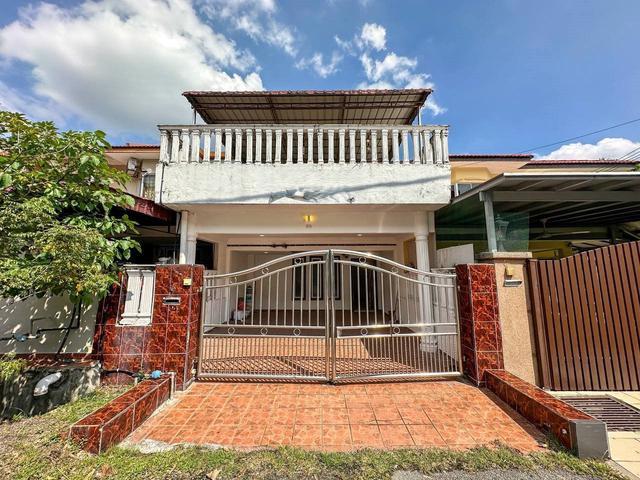 RENOVATEDDouble Storey Taman Kota Perdana Seri Kembangan