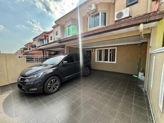 RENOVATEDDouble Storey Terrace Kota Perdana Seri Kembangan