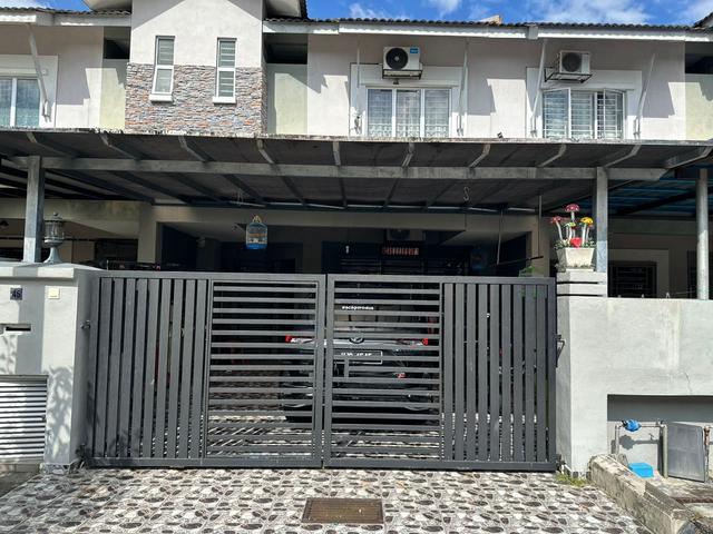 RENOVATEDDOUBLE STOREY TERRACE HOUSE Antara Gapi Rawang