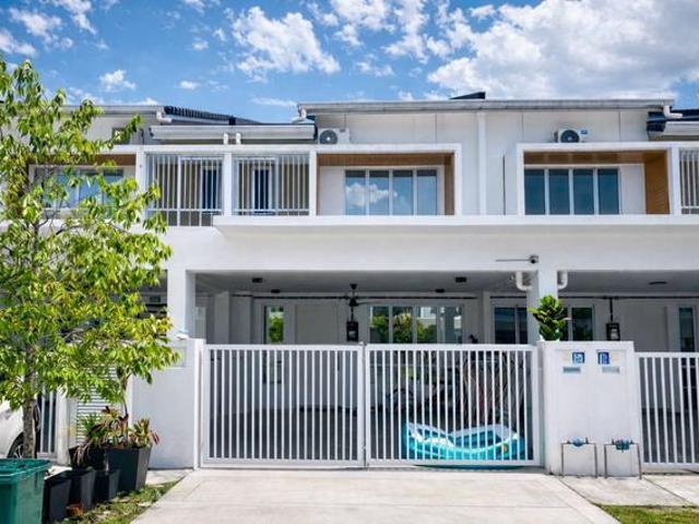 RENOVATEDDouble Storey Terrace House Laman Sendayan Hanna 2 Seremban